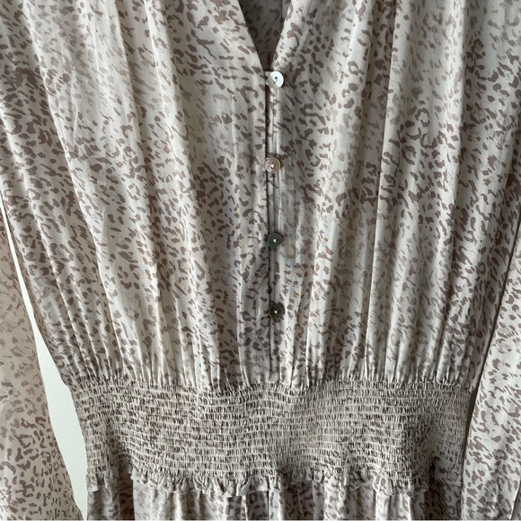 Rails Jasmine Dress Mini Tan Watercolor Leopard Animal Print Smocked Size Medium - Picture 6 of 9